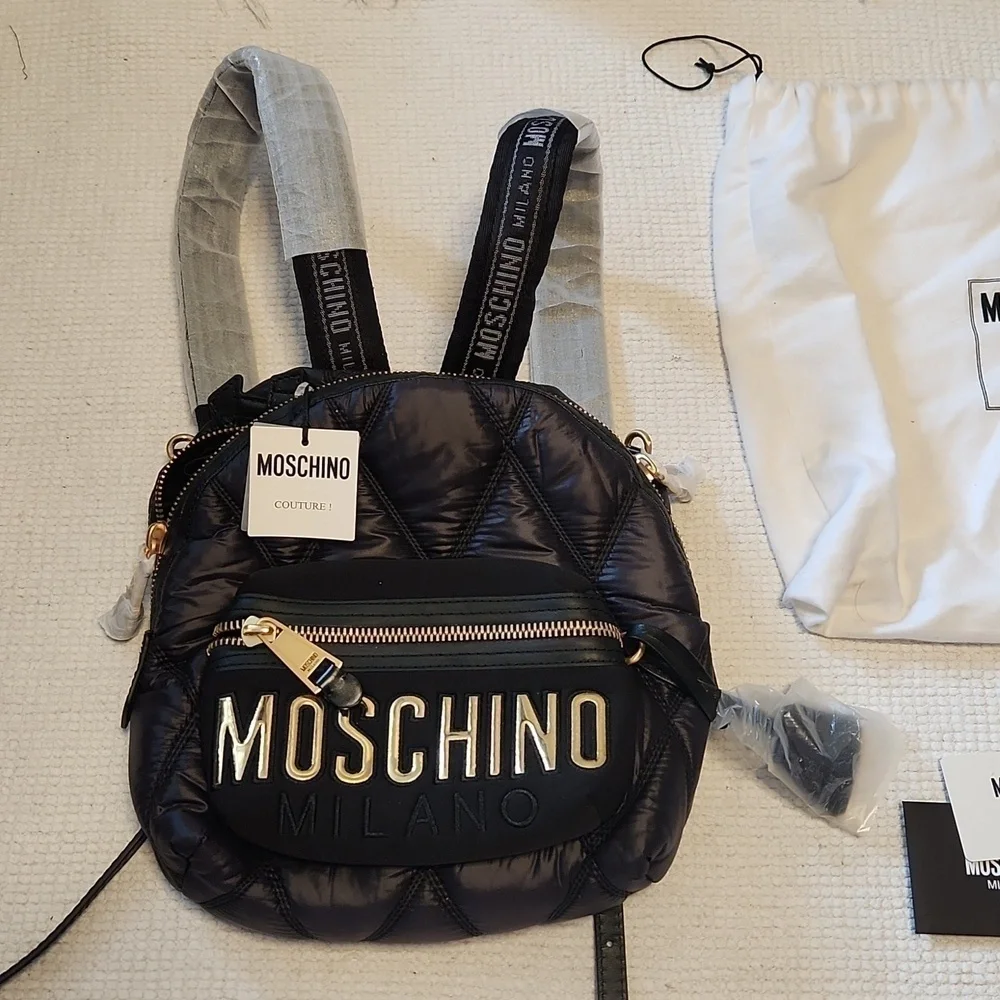 Moschino nwt no
